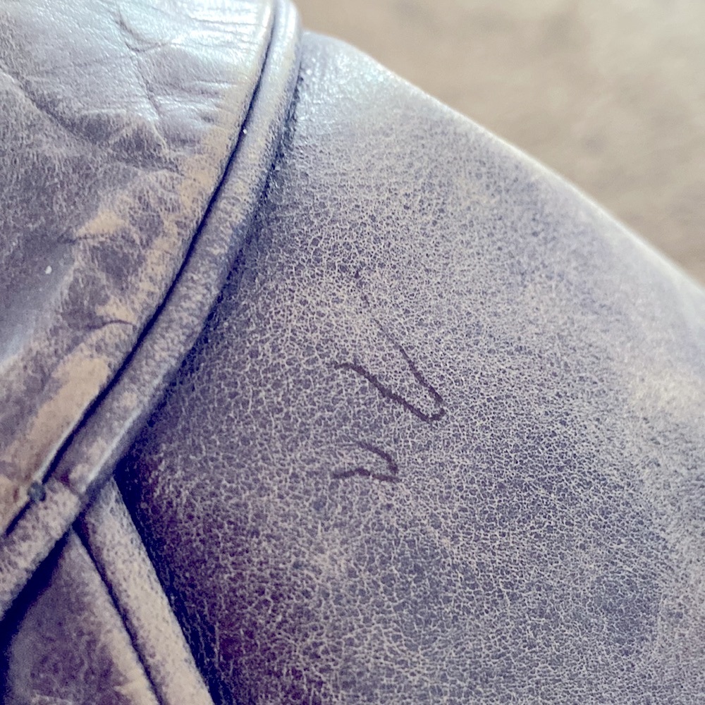 Vintage shoulder bag. Color is blue/gray and looks faded jeans. Very 😎 - Picture 6 of 6